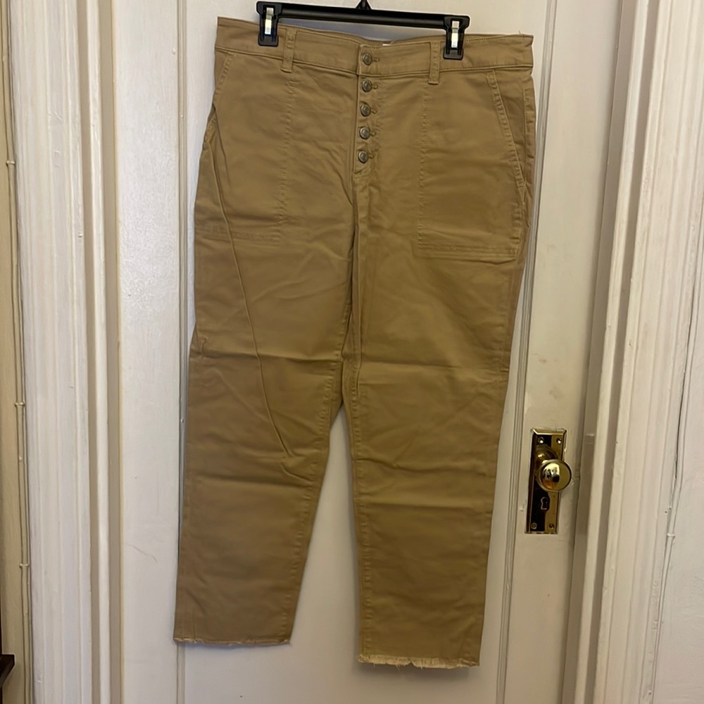 - NWT LOFT Button Fly High Rise Skinny Ankle Raw Hem size. 14.